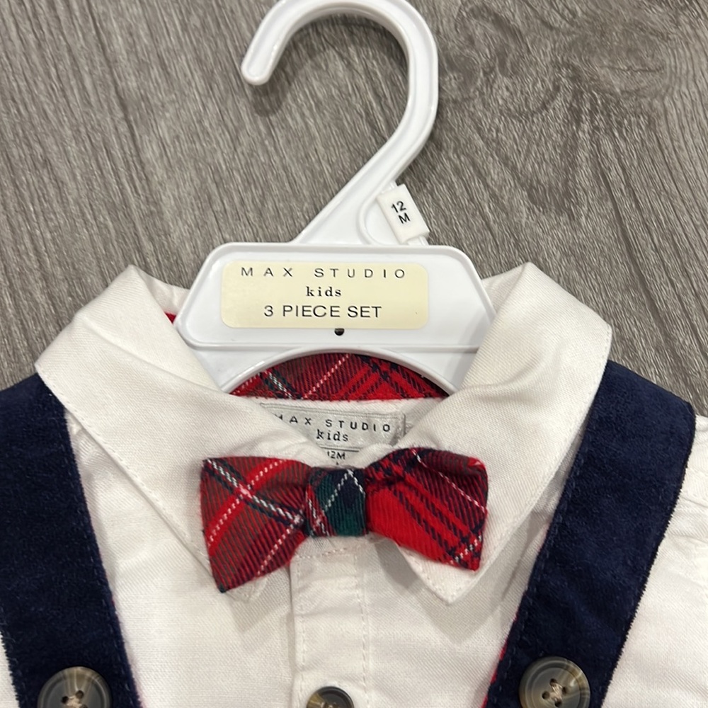 NWOT Max Studio 3 piece set, size 12 months - Picture 5 of 8